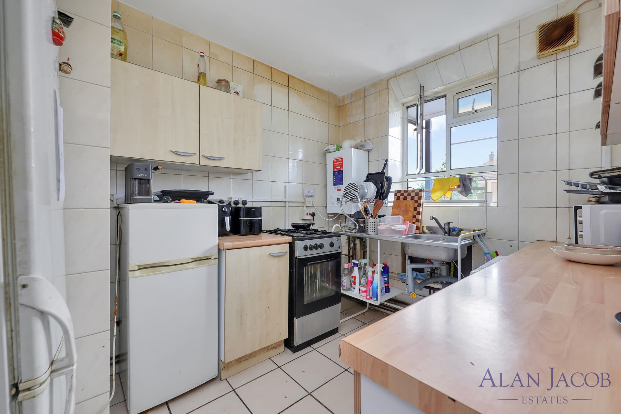 3 Bedroom Flat in London