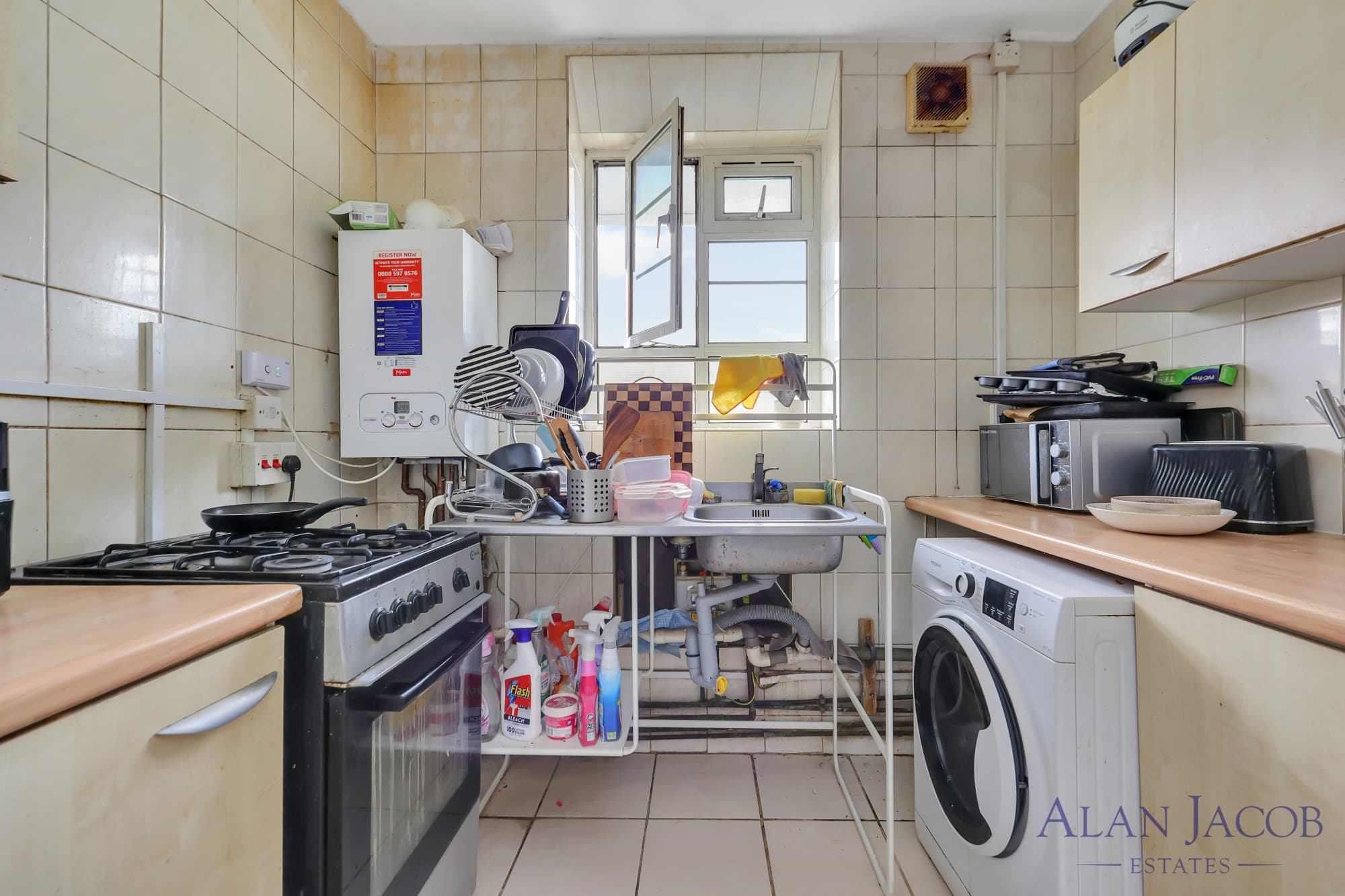 3 Bedroom Flat in London