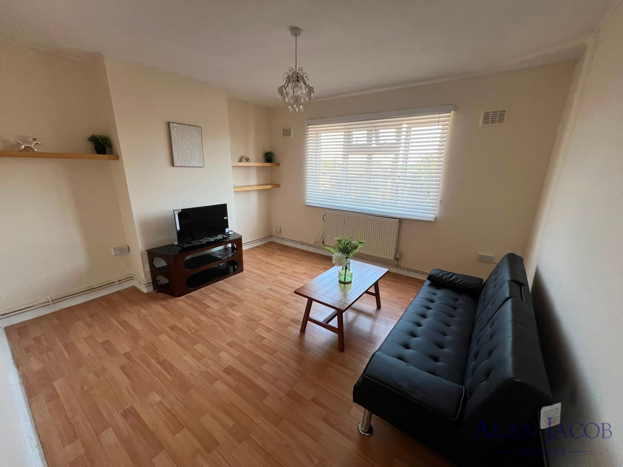 2 Bedroom Apartment in Ilford