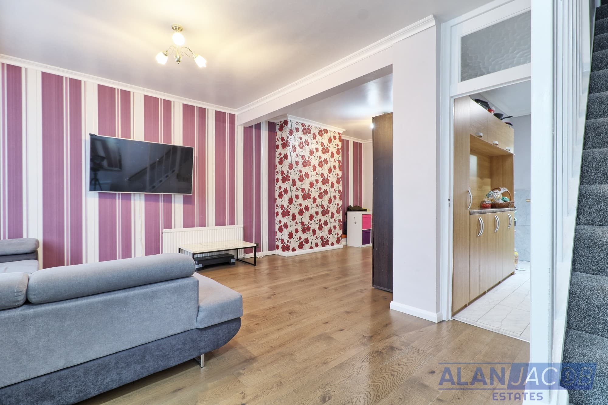 3 Bedroom House in Romford