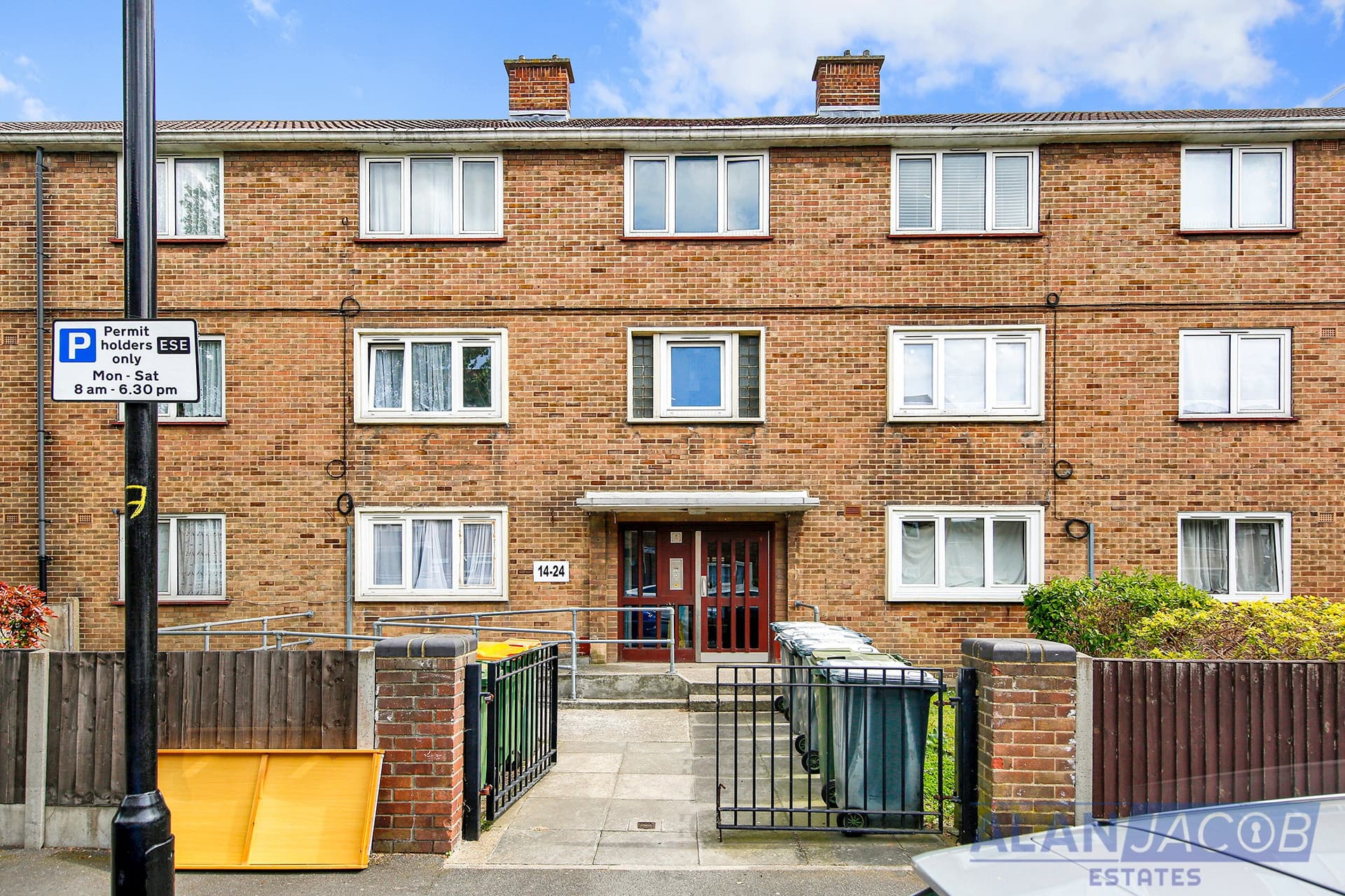 2 Bedroom Flat in London