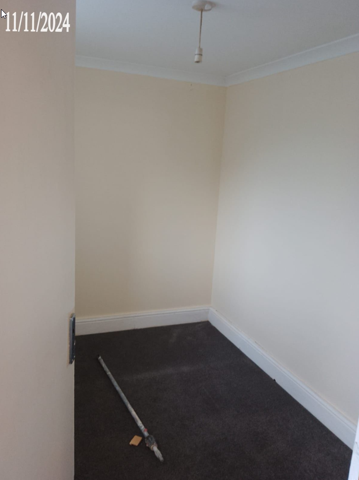 Flat, Cricklewood Broadway