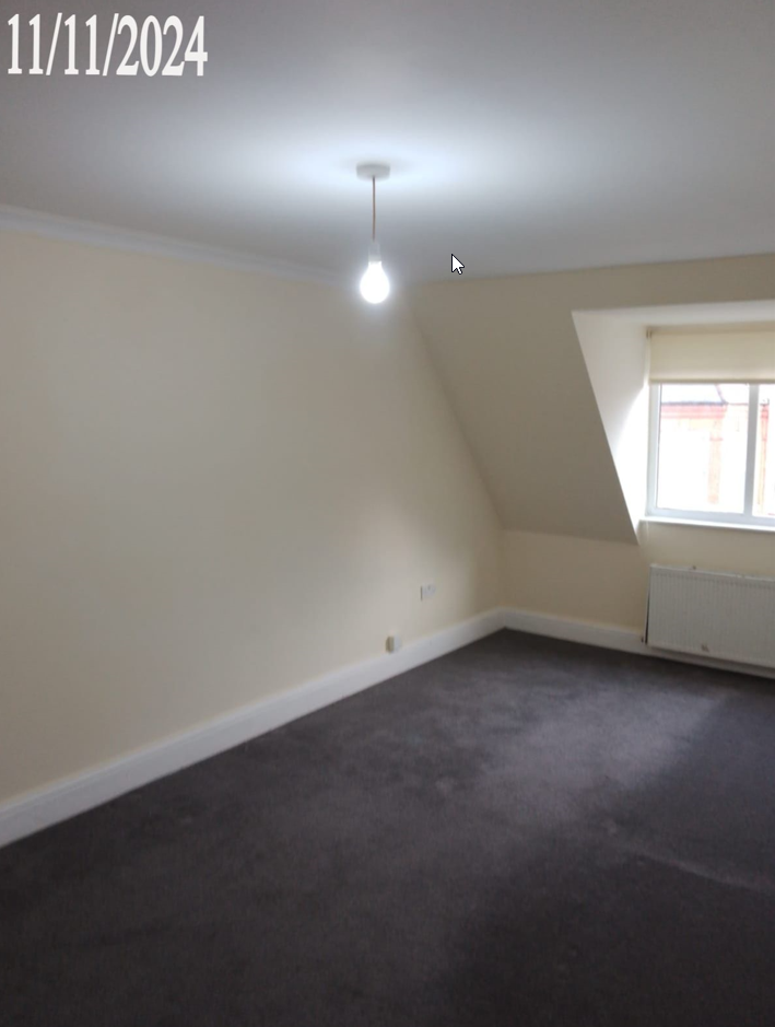 Flat, Cricklewood Broadway