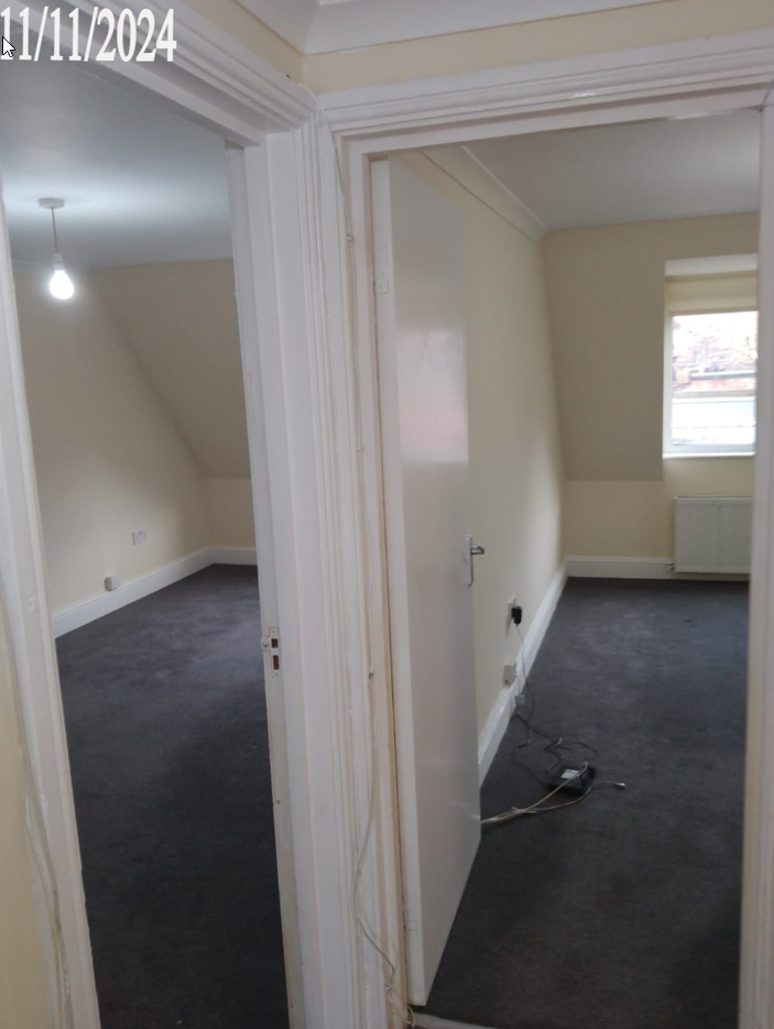 Flat, Cricklewood Broadway