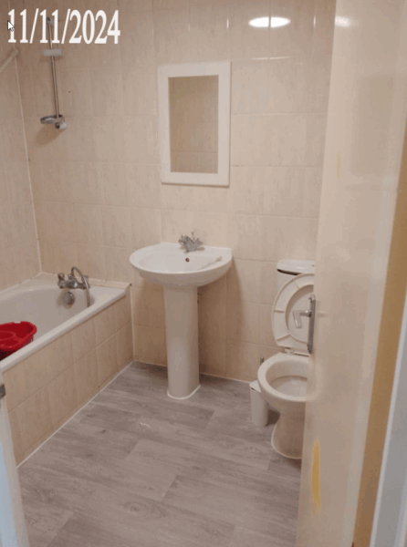 Flat, Cricklewood Broadway