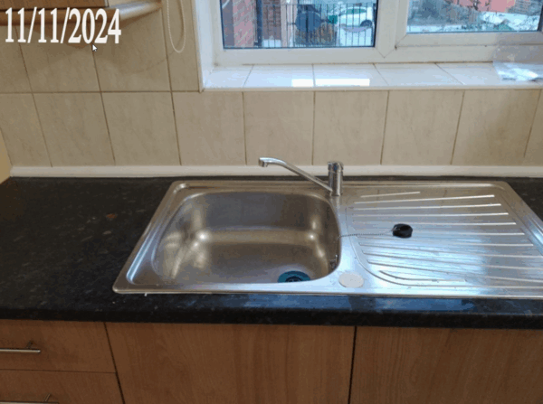 Flat, Cricklewood Broadway