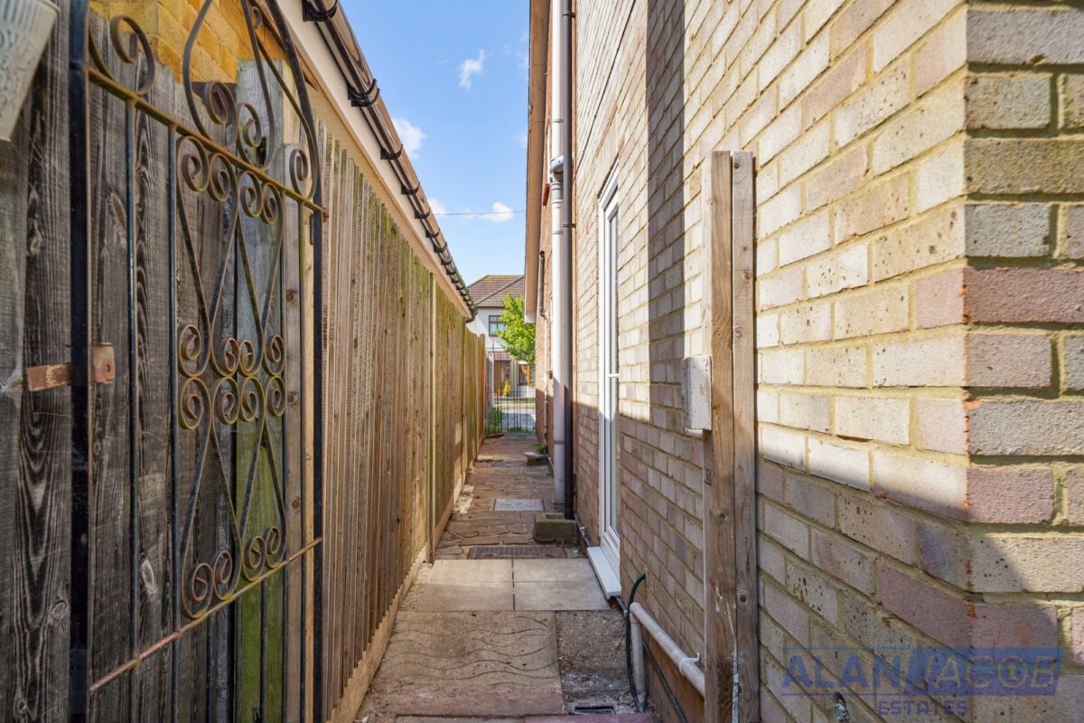 Haynes Road, Hornchurch