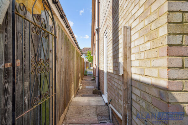 Haynes Road, Hornchurch