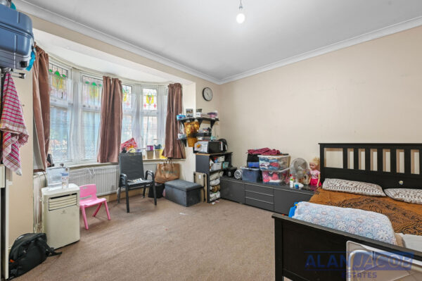 Westrow Gardens, Ilford