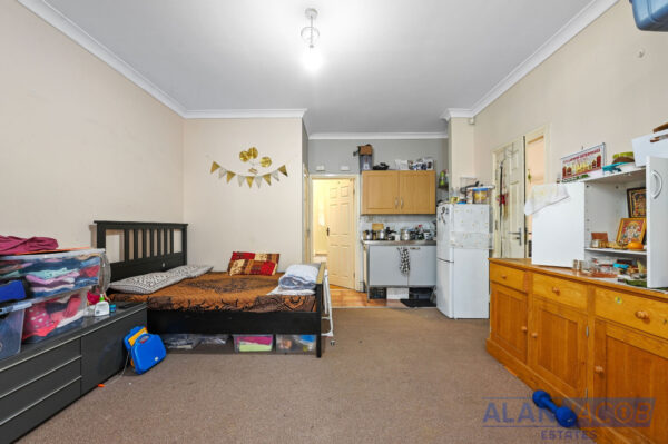 Westrow Gardens, Ilford