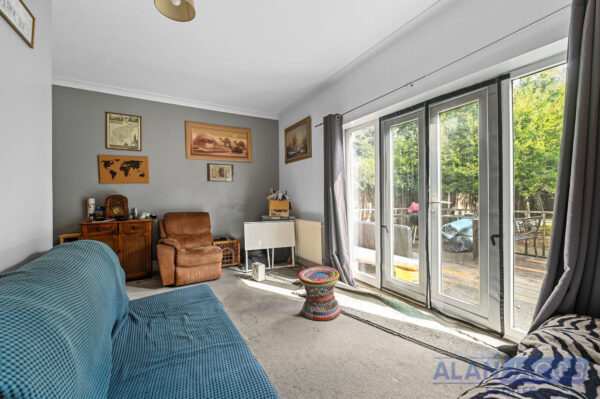 Westrow Gardens, Ilford