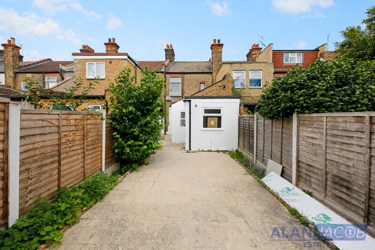 Hollington Road, London