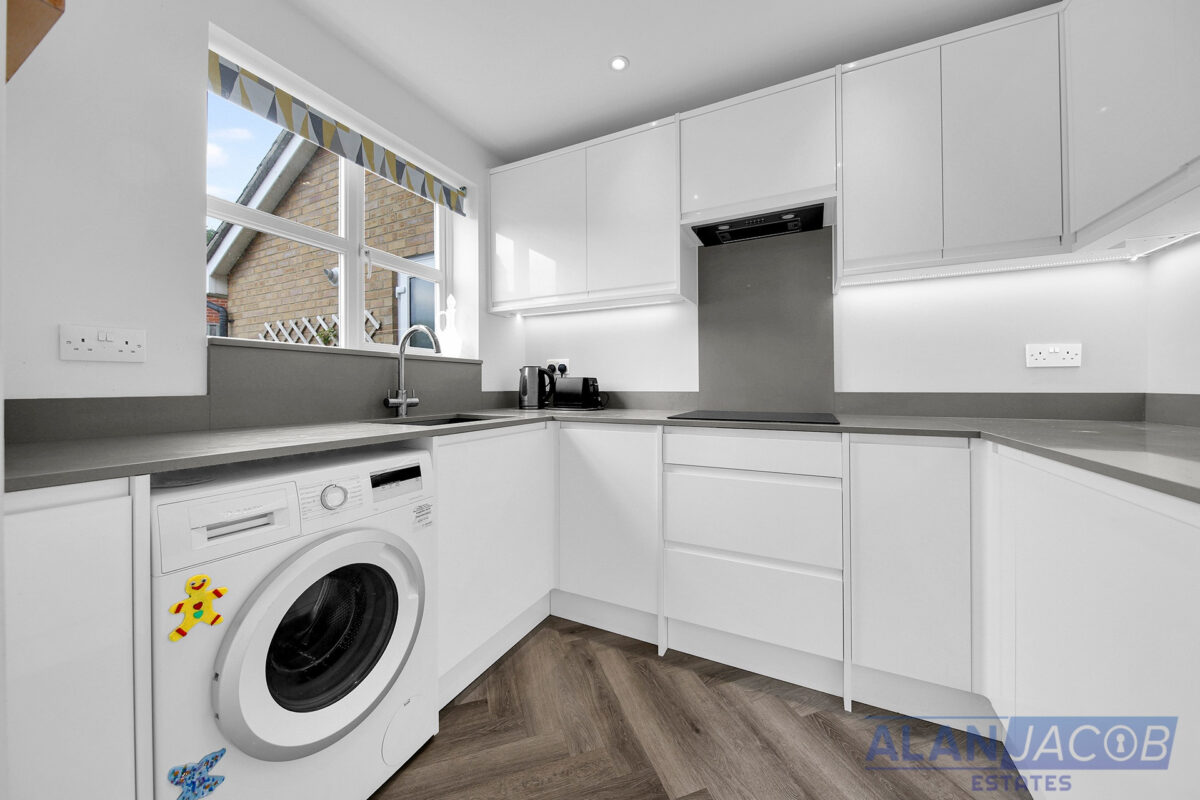 Kershaw Close, Hornchurch