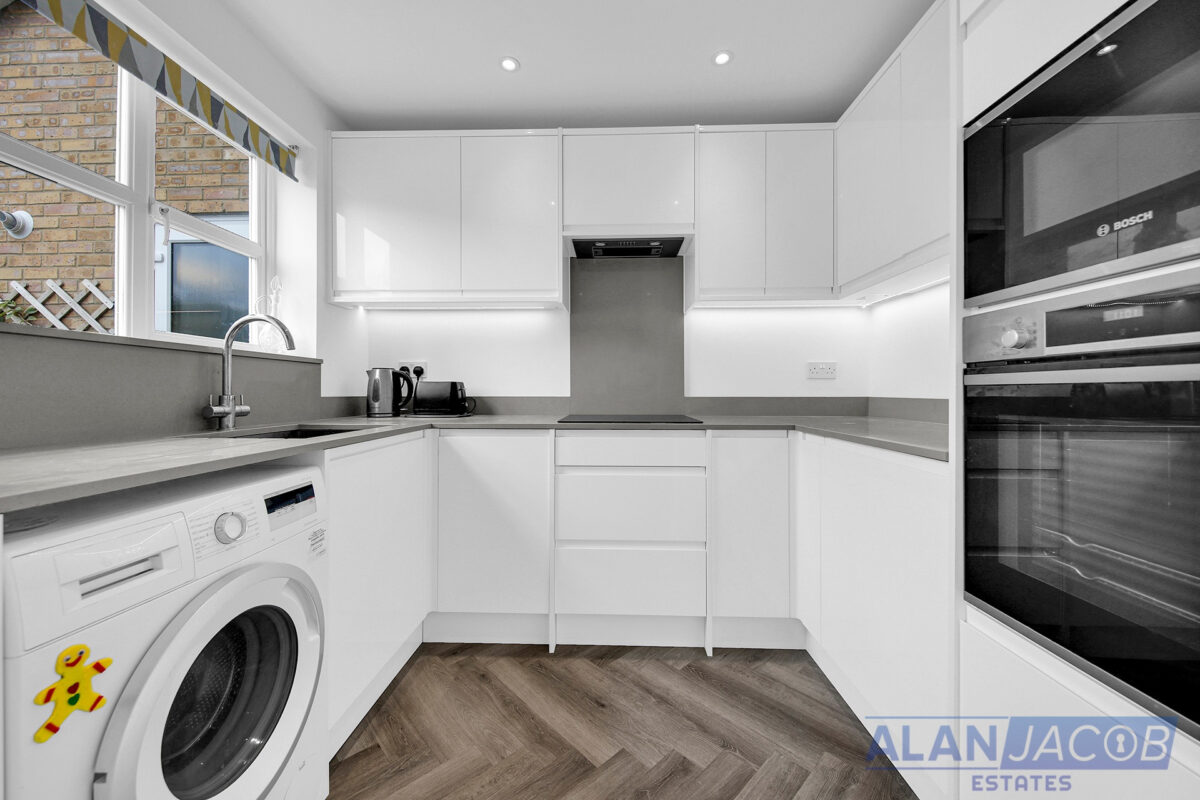 Kershaw Close, Hornchurch