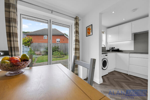 Kershaw Close, Hornchurch