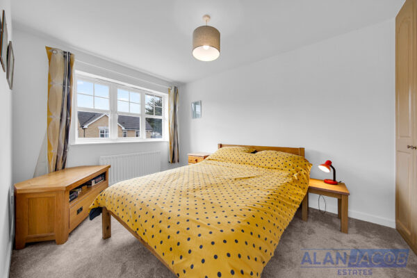 Kershaw Close, Hornchurch
