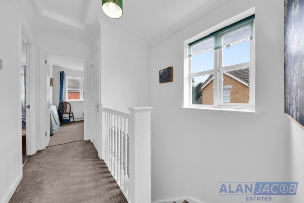 Kershaw Close, Hornchurch