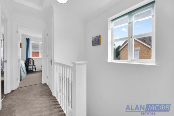 Kershaw Close, Hornchurch