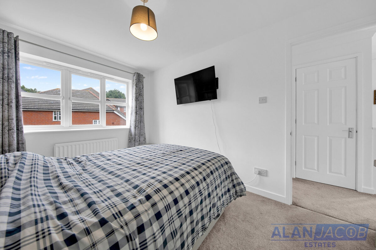 Kershaw Close, Hornchurch