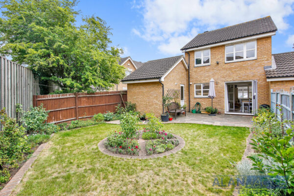 Kershaw Close, Hornchurch