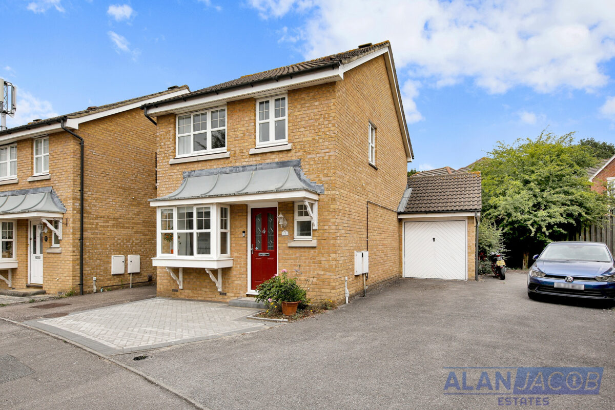 Kershaw Close, Hornchurch