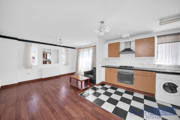 3, Montgomery Court