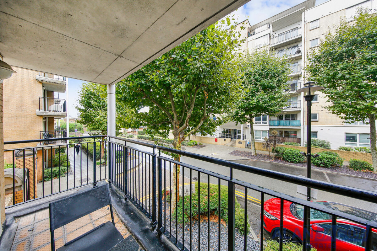 Sail Court, 15 Newport Avenue