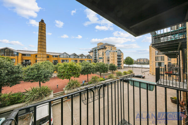 Taffrail House, Burrells Wharf Square