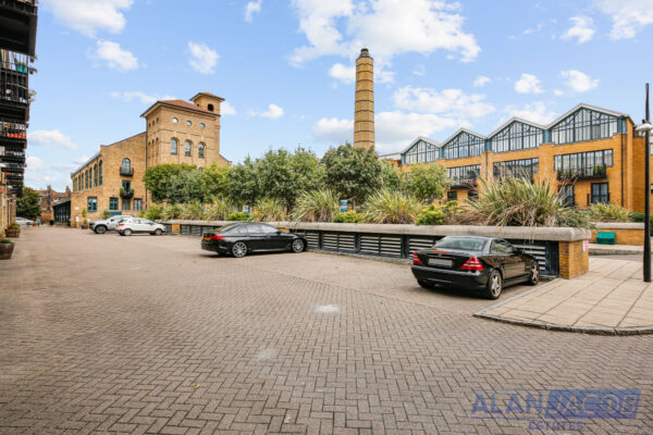 Taffrail House, Burrells Wharf Square