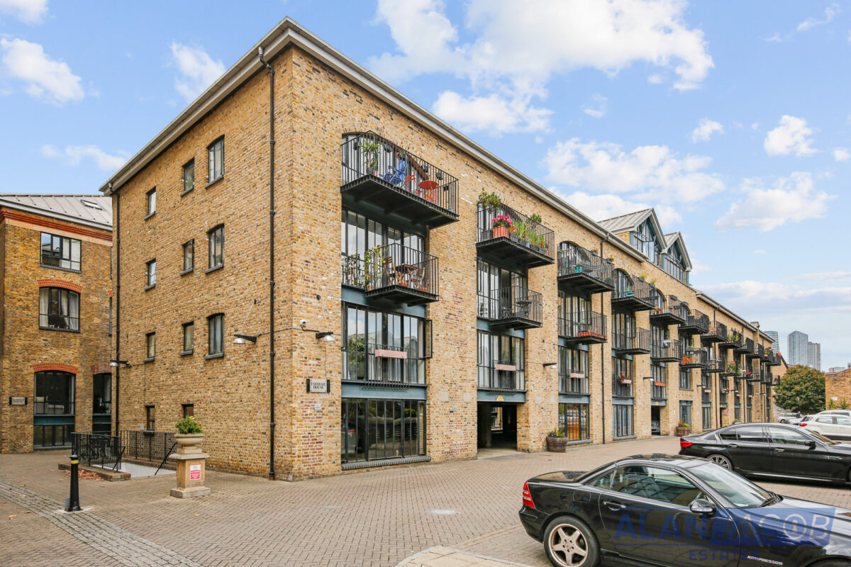 Taffrail House, Burrells Wharf Square