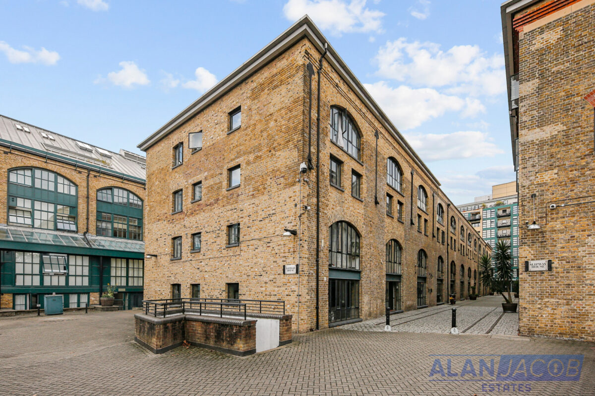 Taffrail House, Burrells Wharf Square