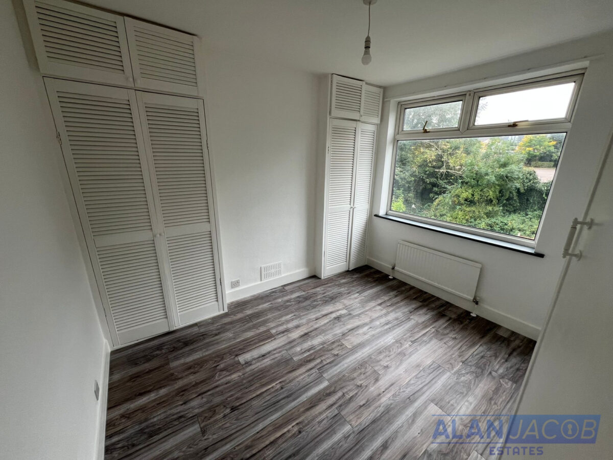 Dorrington Gardens, Hornchurch