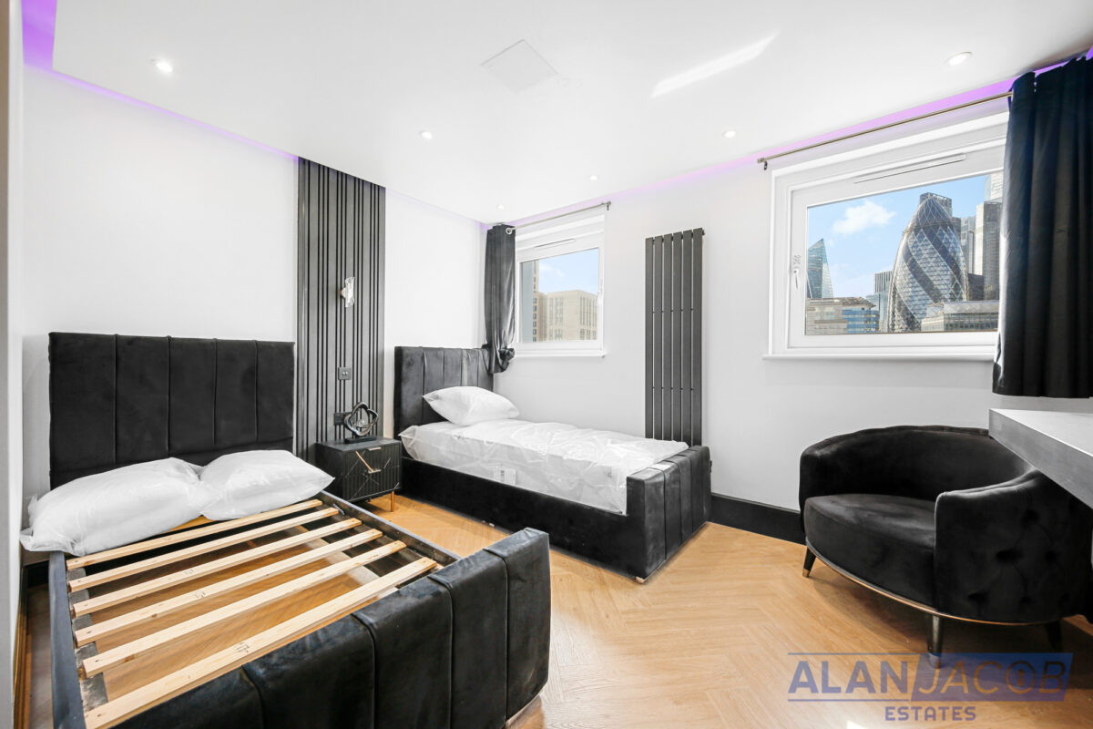 Denning Point, 33 Commercial Street