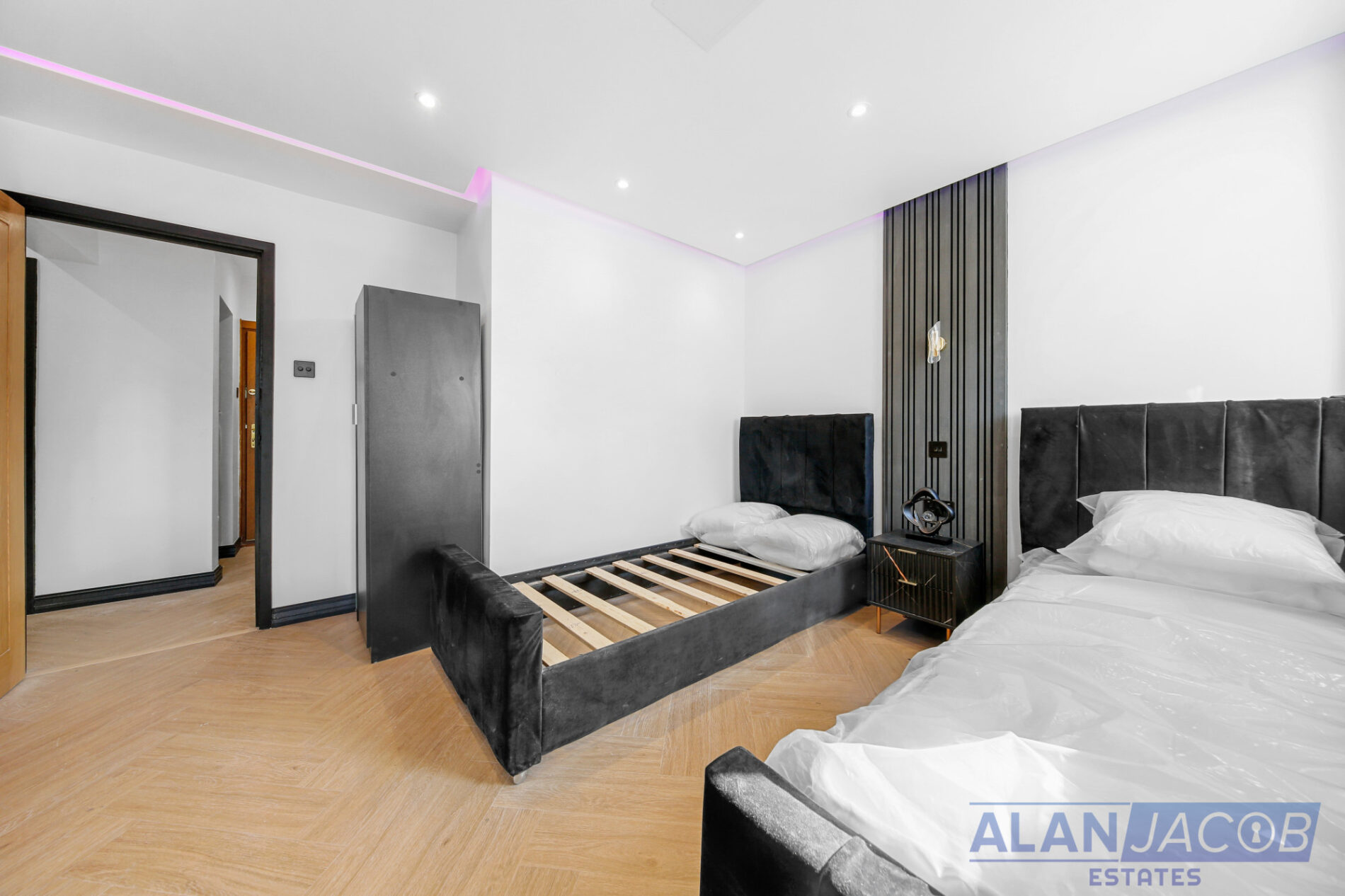 Denning Point, 33 Commercial Street