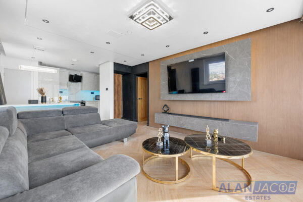 Denning Point, 33 Commercial Street