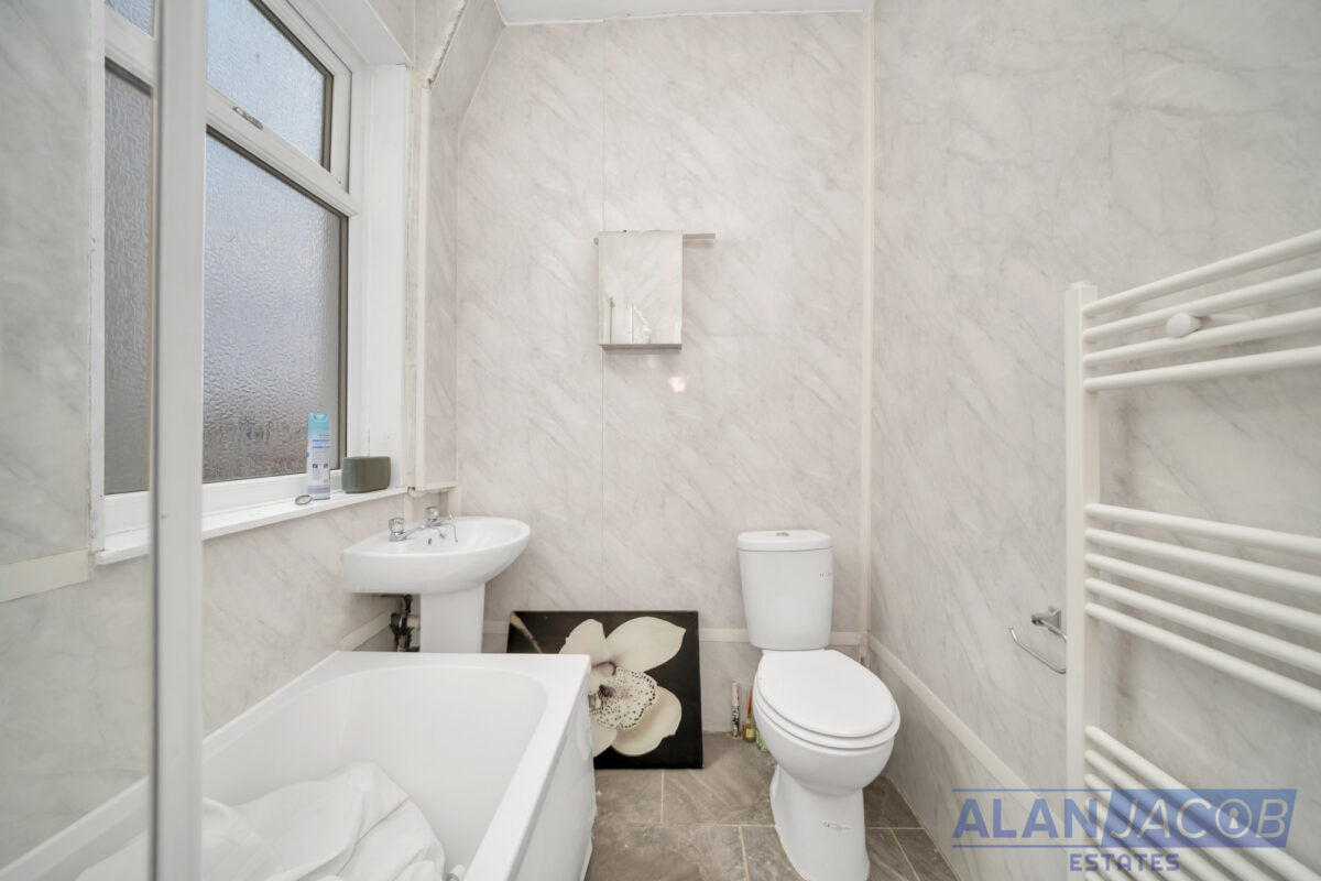 Hainault Road, Romford