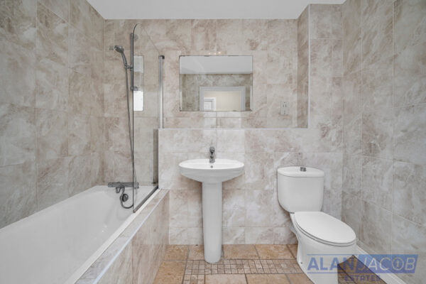 College Court, Romford