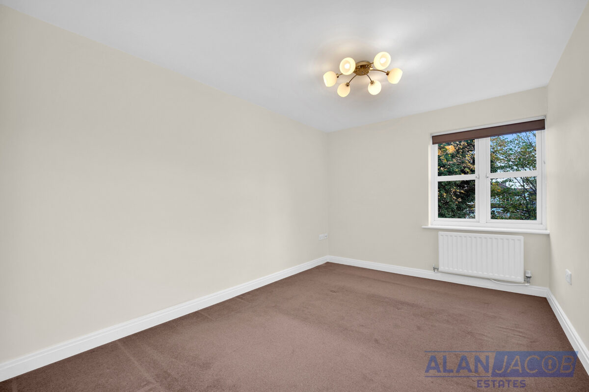 College Court, Romford