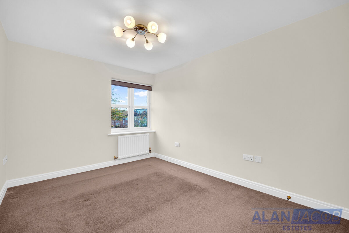 College Court, Romford