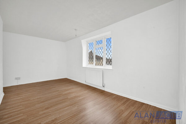 Chigwell View, Romford