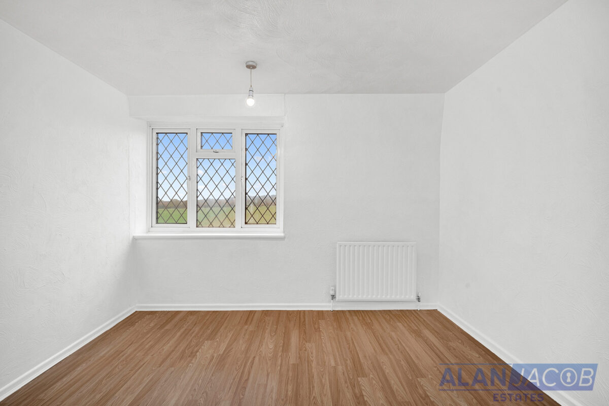 Chigwell View, Romford