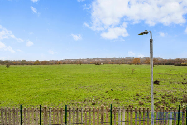 Chigwell View, Romford