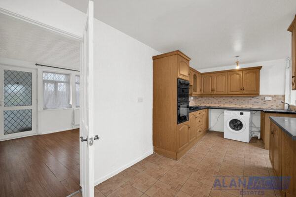 Chigwell View, Romford