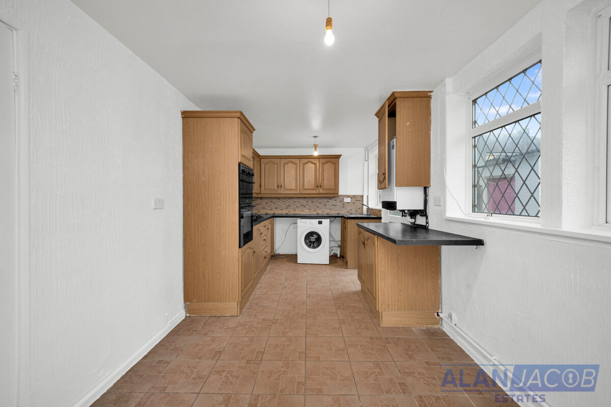 Chigwell View, Romford