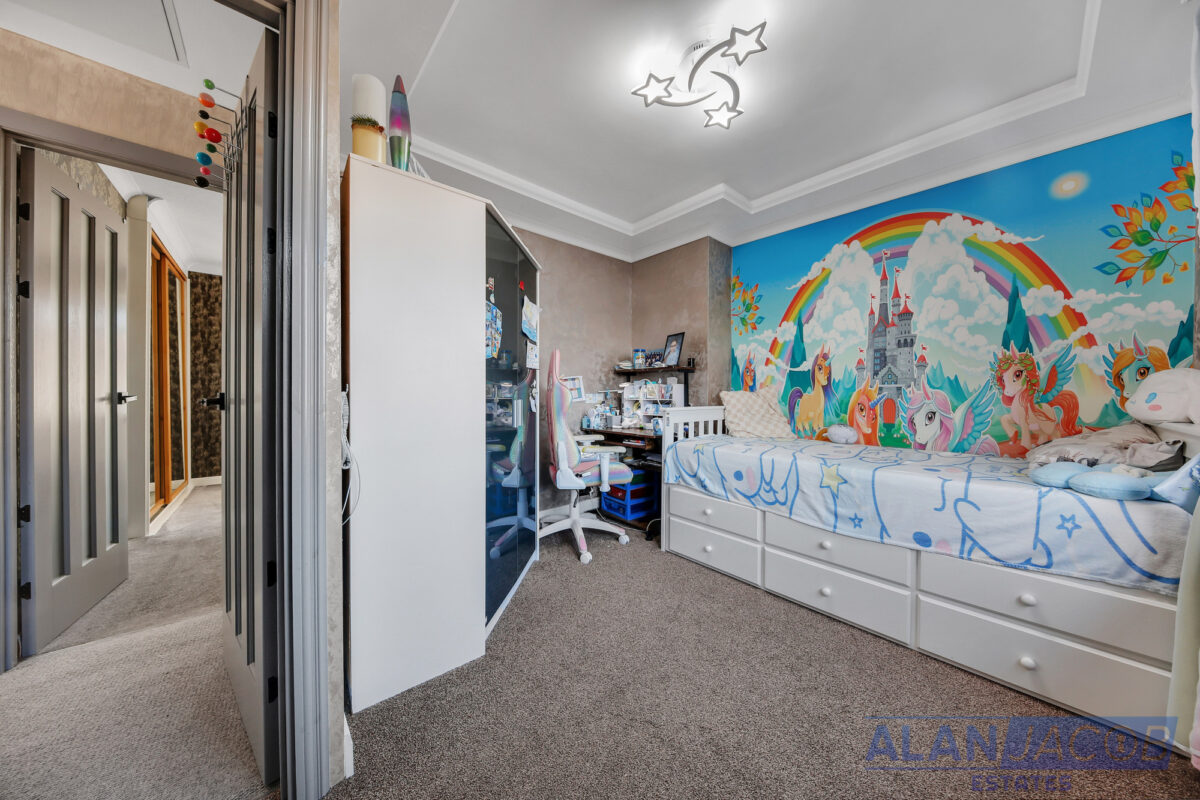 Standfield Road, Dagenham