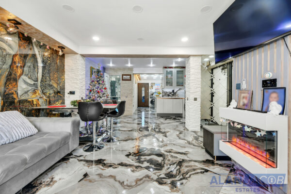 Standfield Road, Dagenham