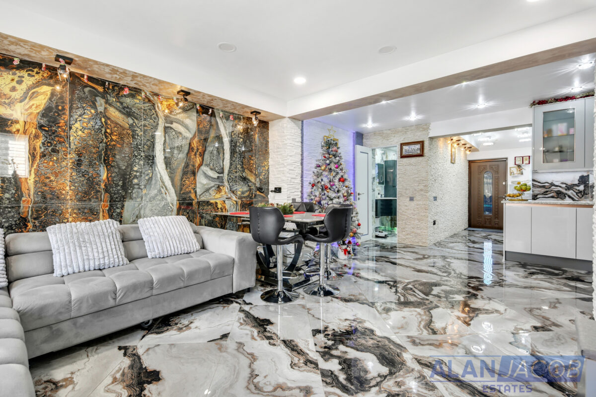 Standfield Road, Dagenham