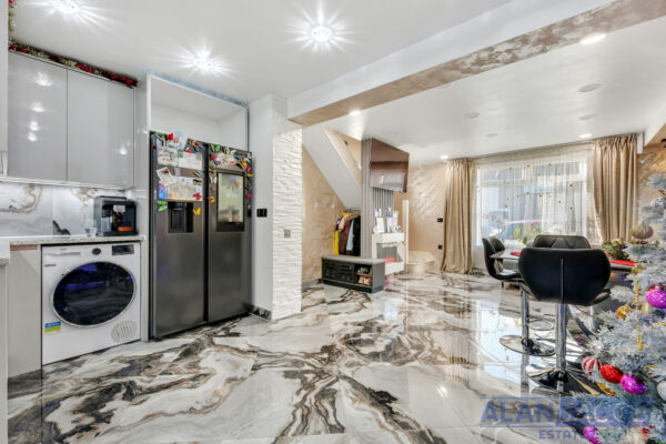 Standfield Road, Dagenham