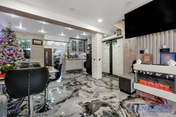 Standfield Road, Dagenham