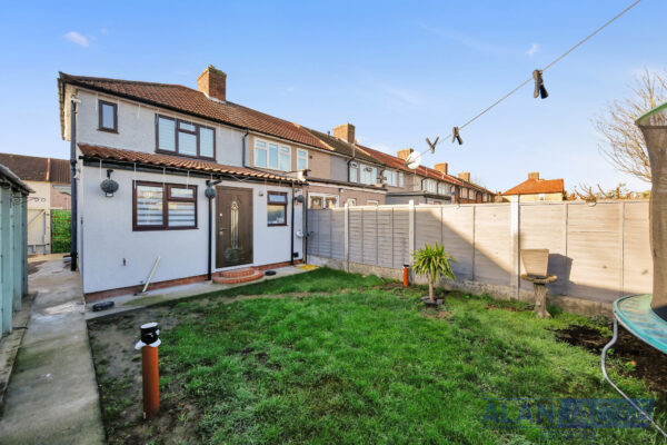 Standfield Road, Dagenham